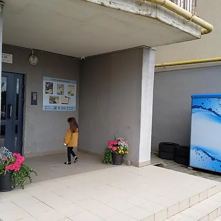 сихів у новобудові Львів